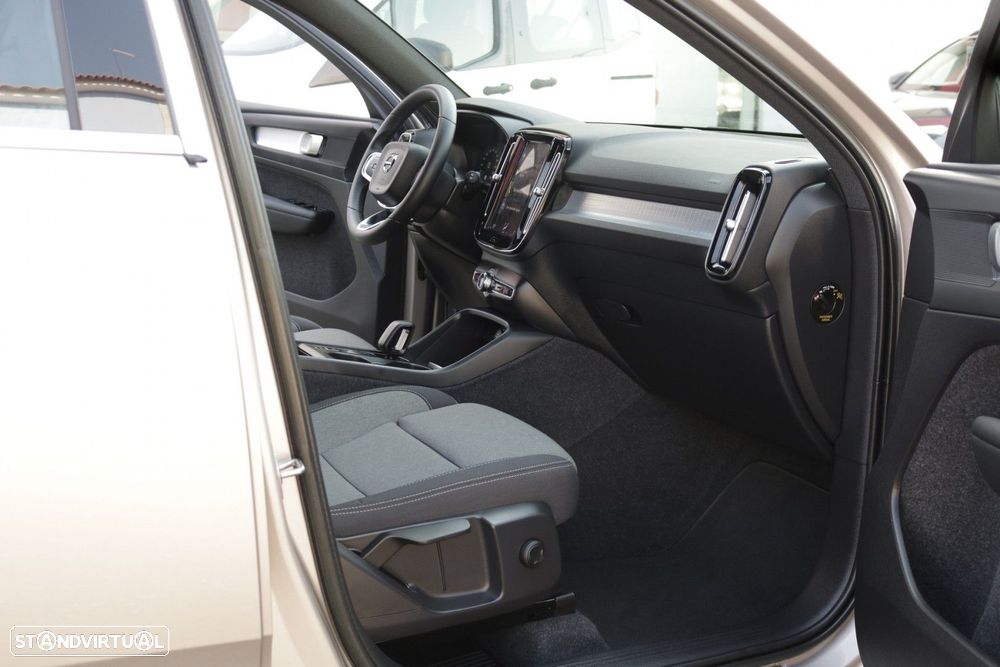 Volvo XC 40 1.5 T5 PHEV Core - 24