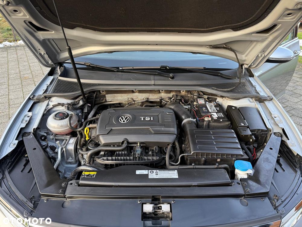 Volkswagen Passat 1.8 TSI BMT Highline - 12
