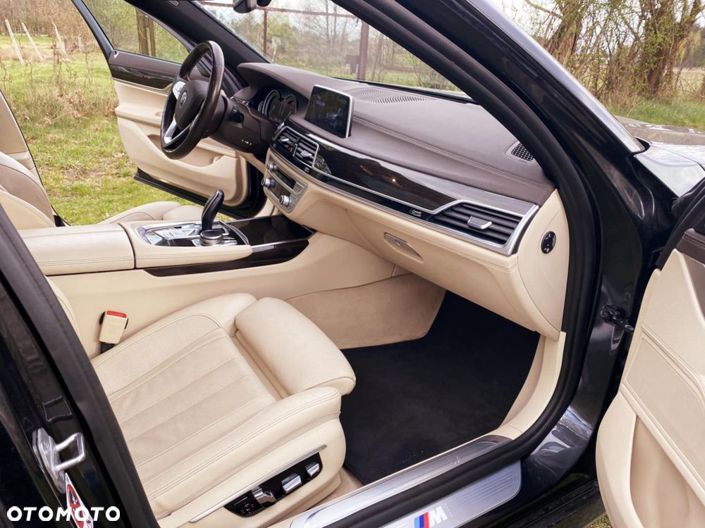 BMW Seria 7 730d - 8