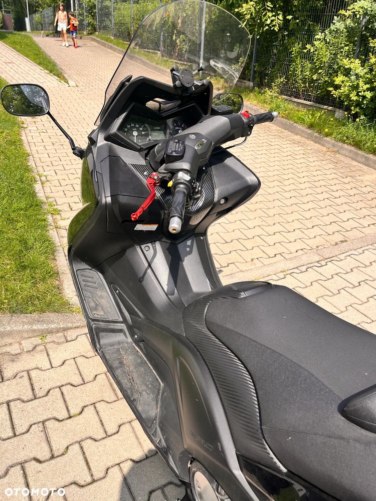 Yamaha Tmax - 4