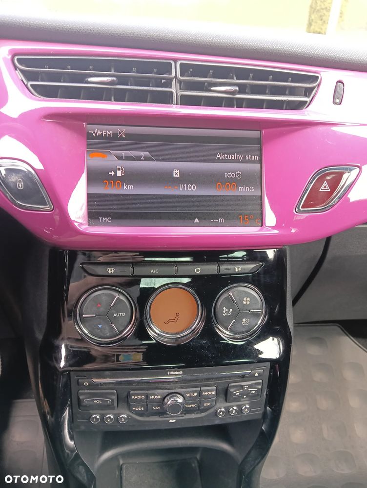 Citroën DS3 e-HDi 90 FAP SoChic - 16