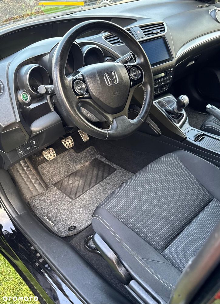 Honda Civic 1.8 i-VTEC Sport - 13