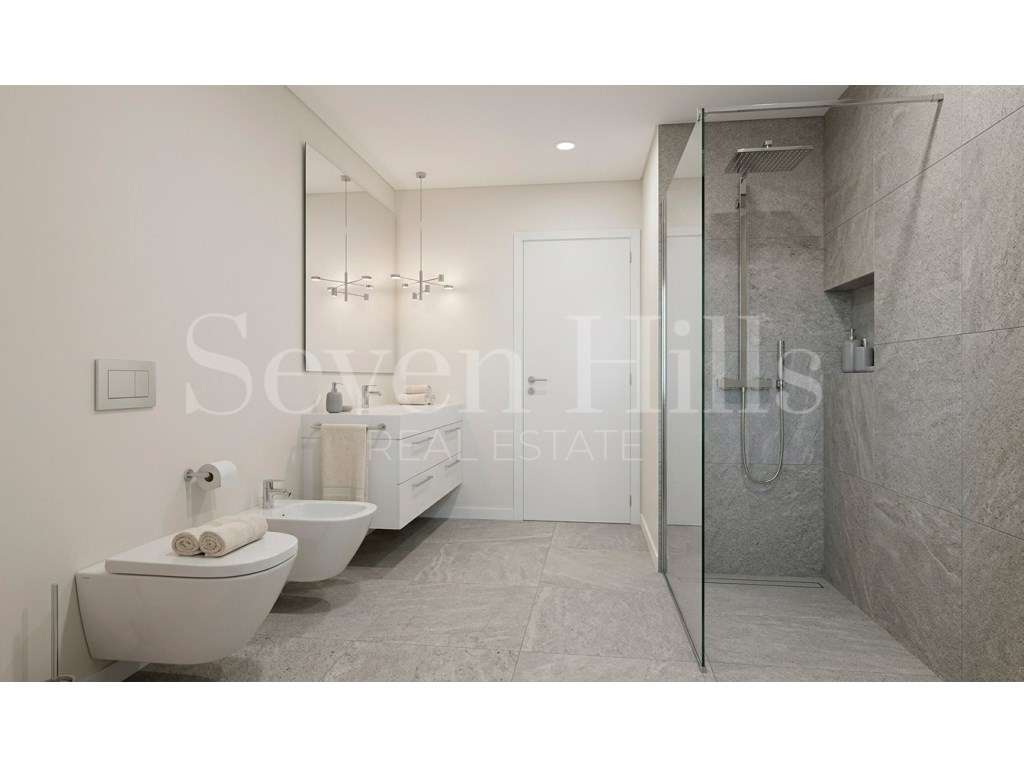 Apartamento T3 com Garagem e Varandas - Grande imagem: 4/6