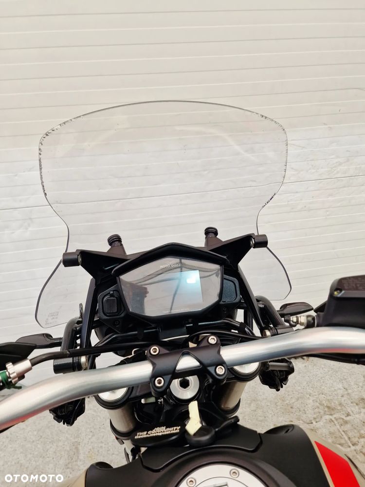 Moto Guzzi V85 - 28