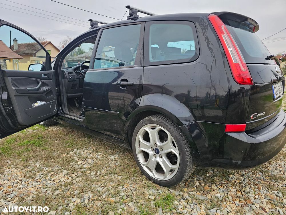 Ford C-Max - 11