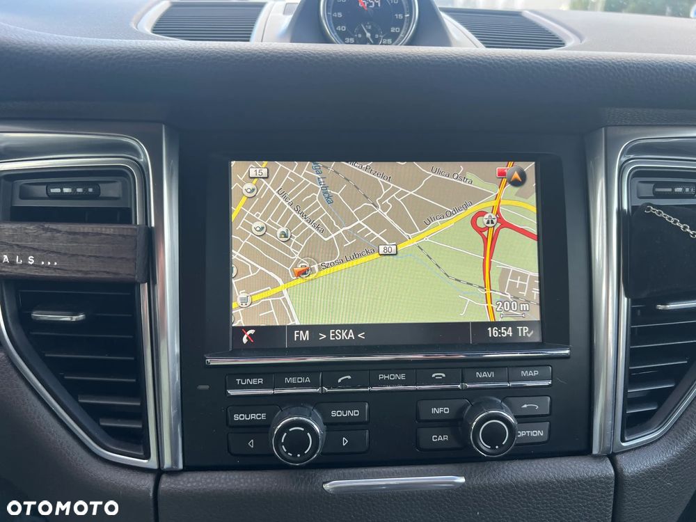 Porsche Macan - 21