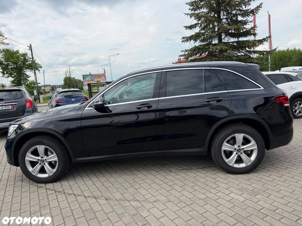 Mercedes-Benz GLC 300 e 4-Matic - 2