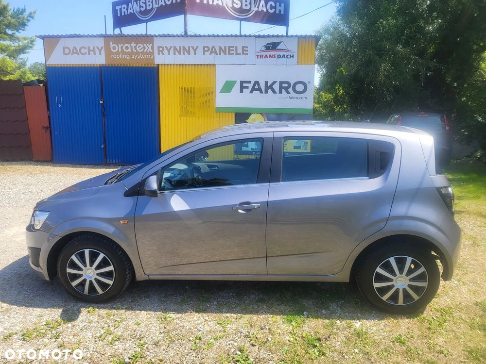 Chevrolet Aveo 1.6 LTZ - 6