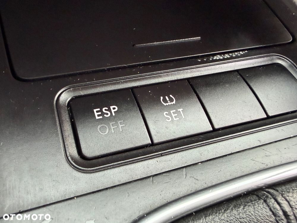 Volkswagen Jetta 1.6 Comfortline - 33