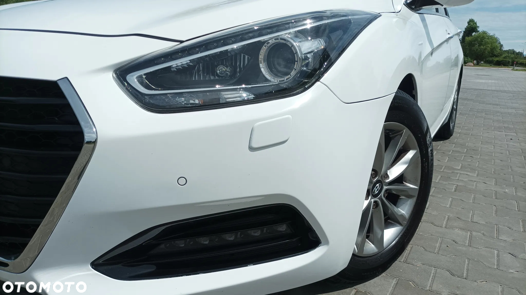 Hyundai i40 1.7 CRDi Comfort DCT - 4