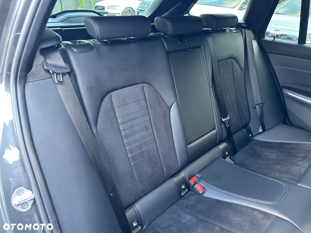 BMW Seria 3 320d M Sport Shadow - 25