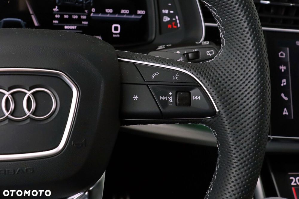 Audi SQ8 - 30