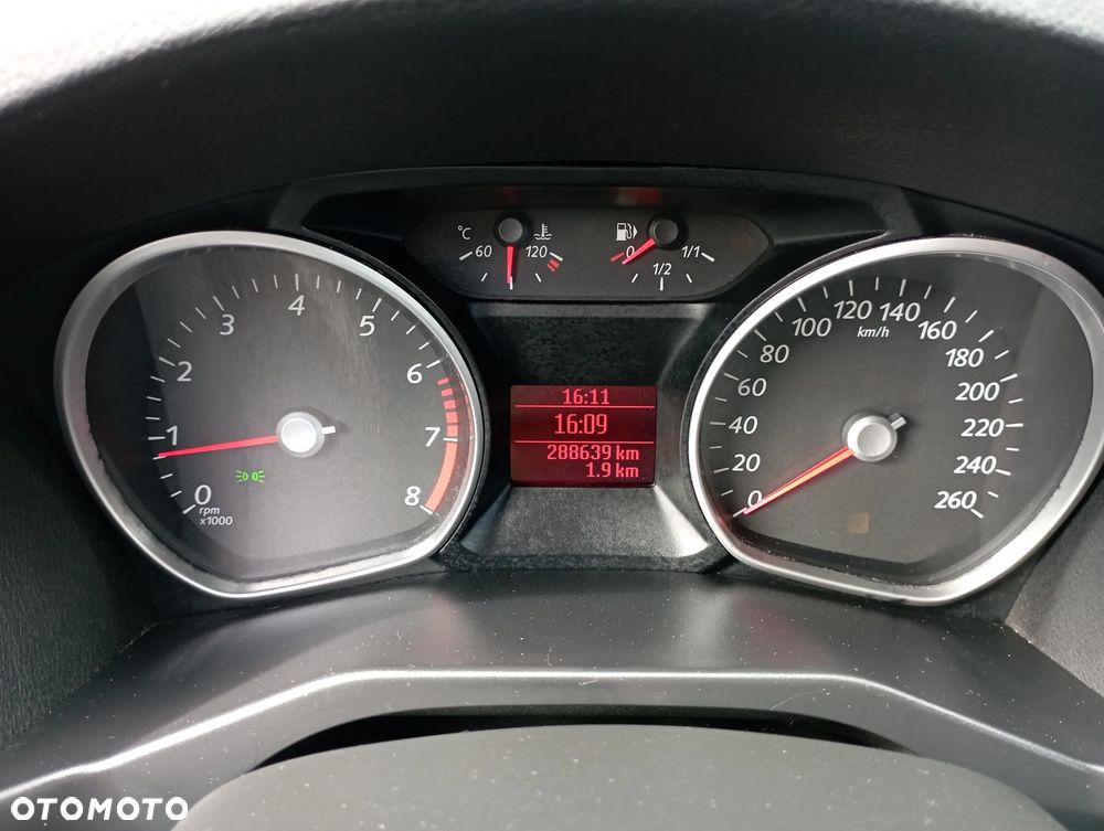Ford Mondeo 1.6 Trend - 13