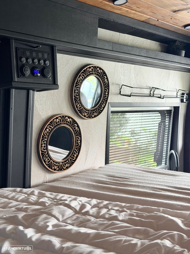 Renault Master Camper Van - 7