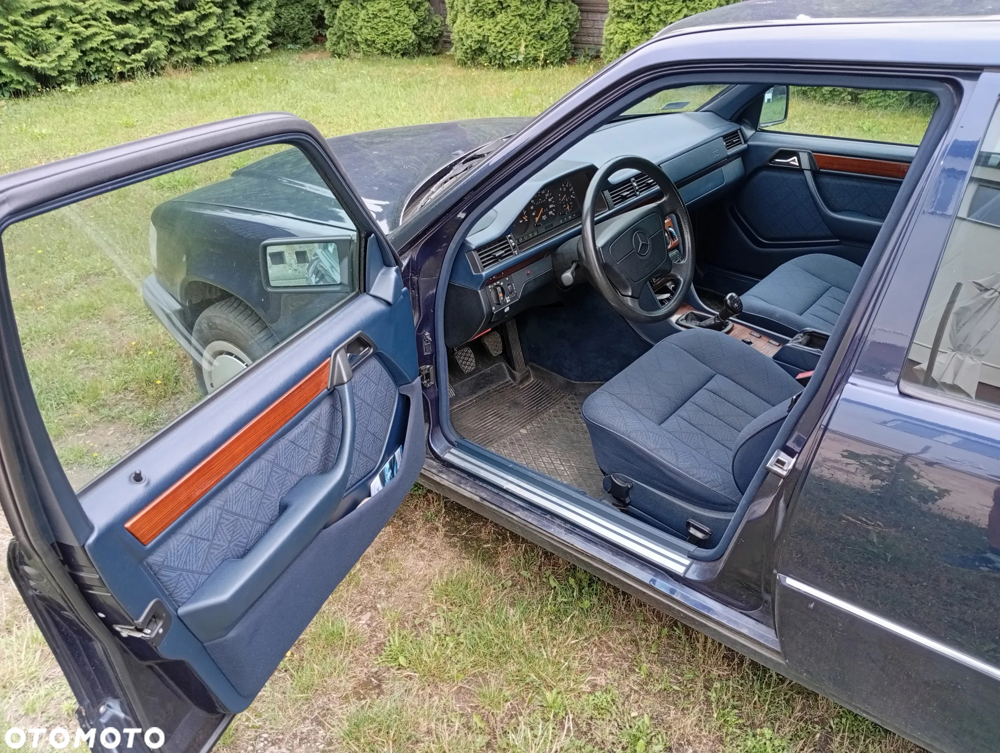 Mercedes-Benz Klasa E 250 D - 7