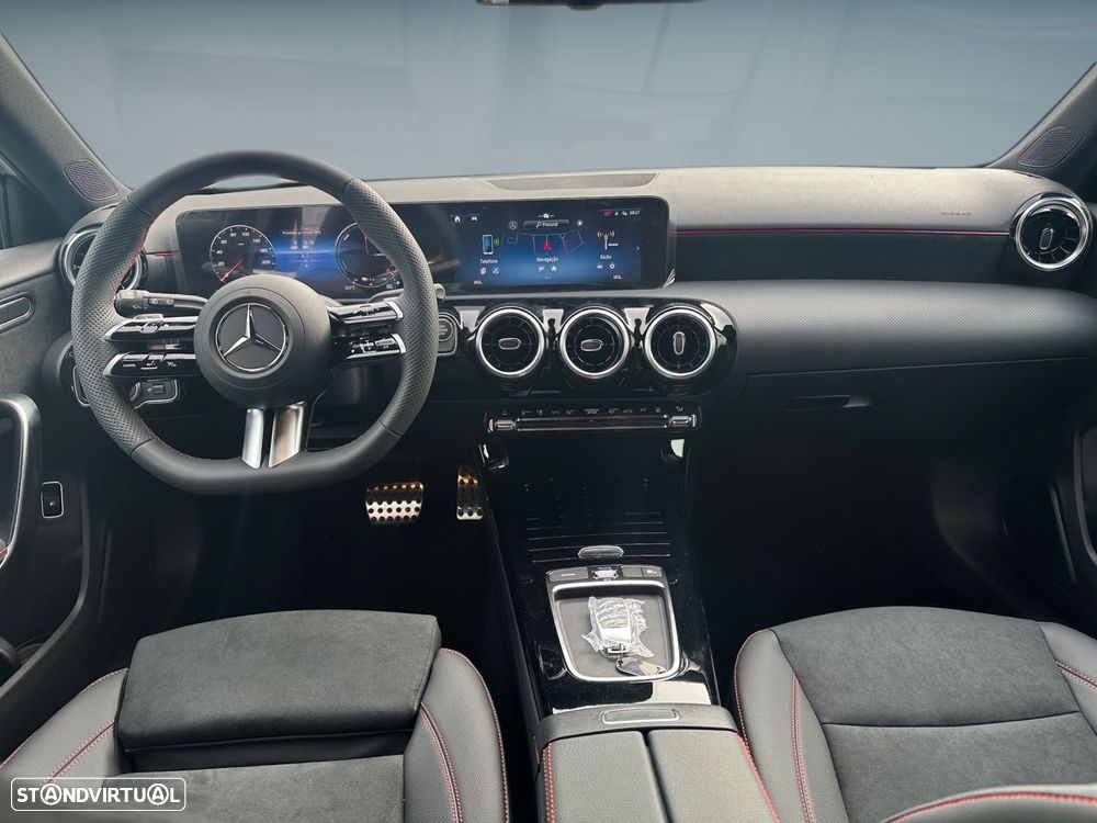 Mercedes-Benz A 250 e - 10