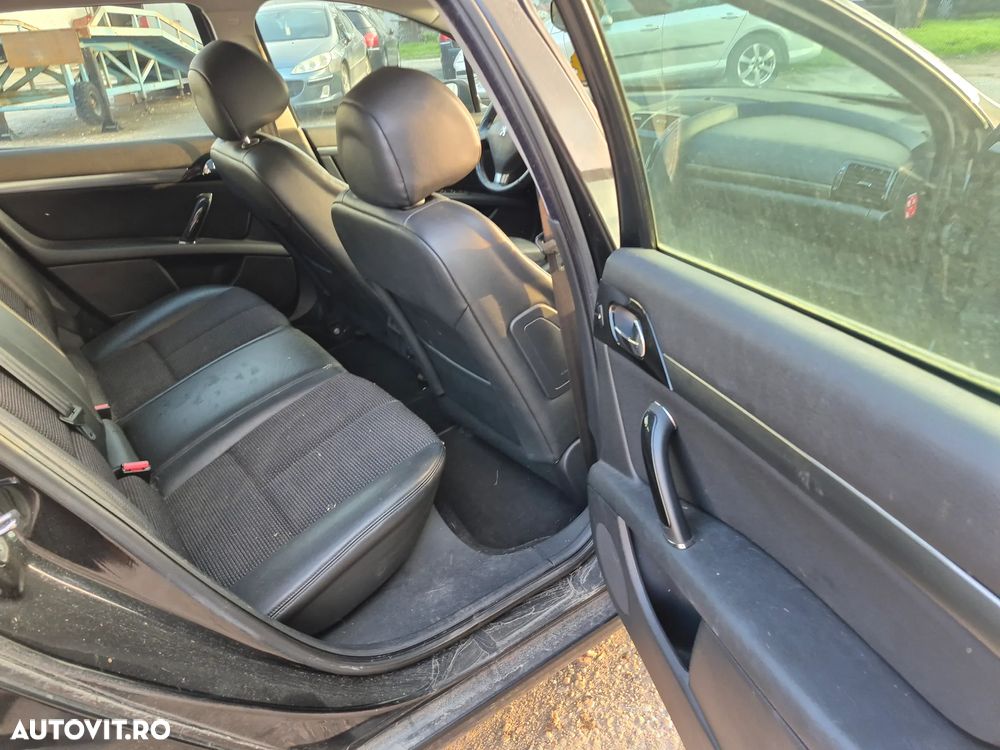 Peugeot 407 HDi 165 Automatik Business Line - 18