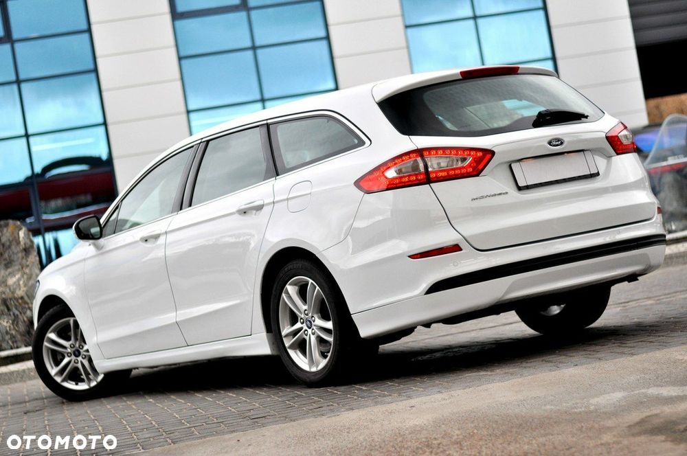 Ford Mondeo 2.0 TDCi Ambiente - 4