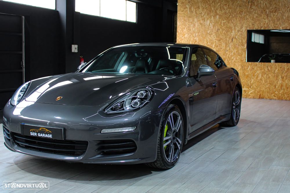 Porsche Panamera S Hybrid - 1
