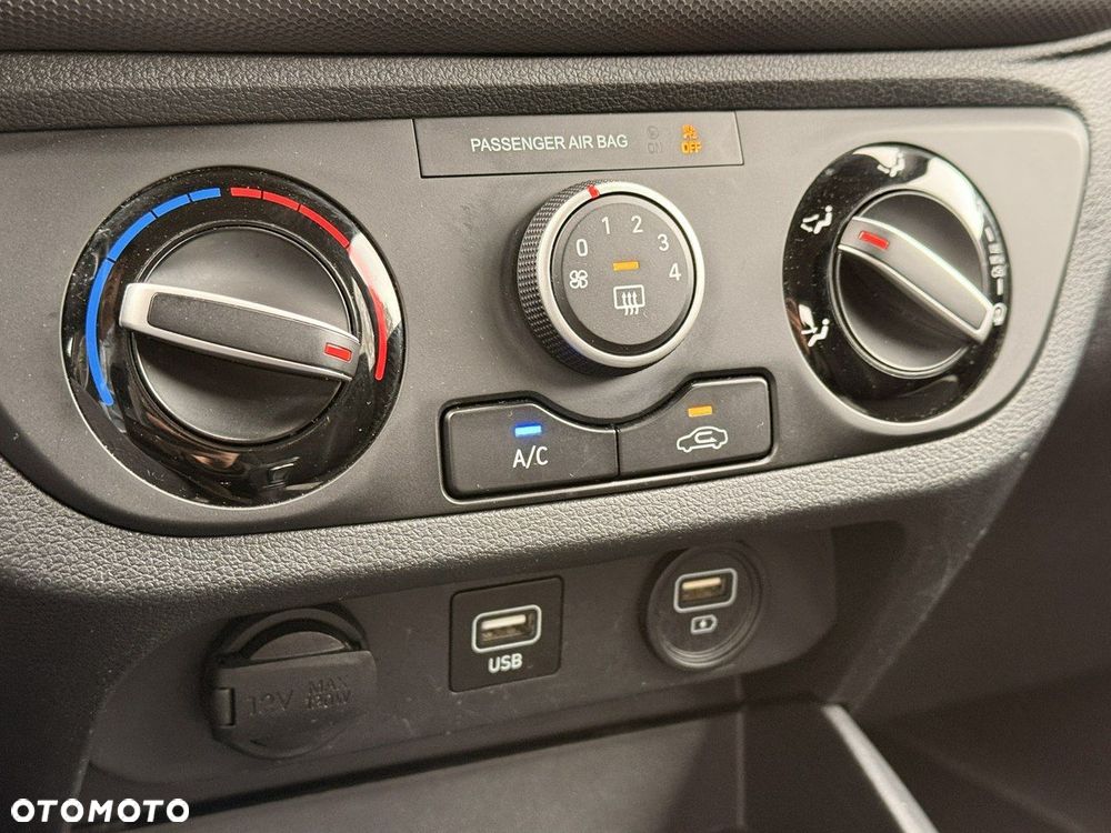Hyundai i10 - 19