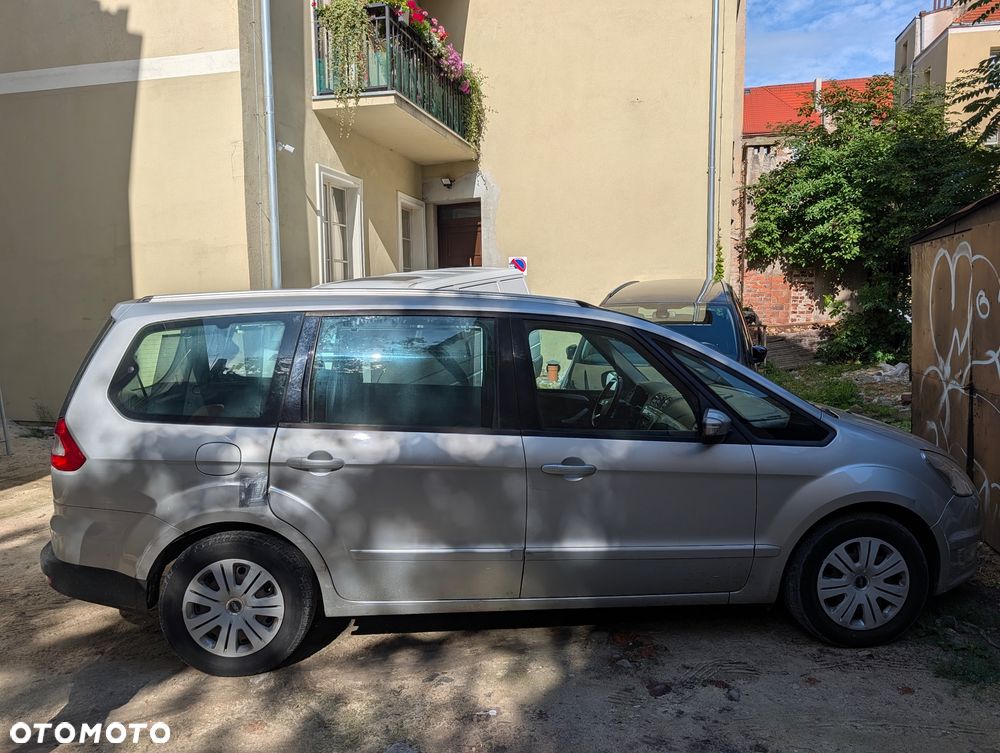 Ford Galaxy - 5