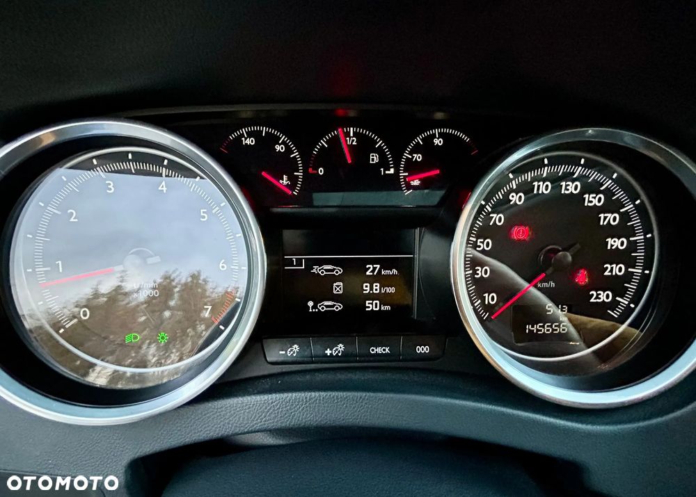 Peugeot 508 1.6 T Allure - 16