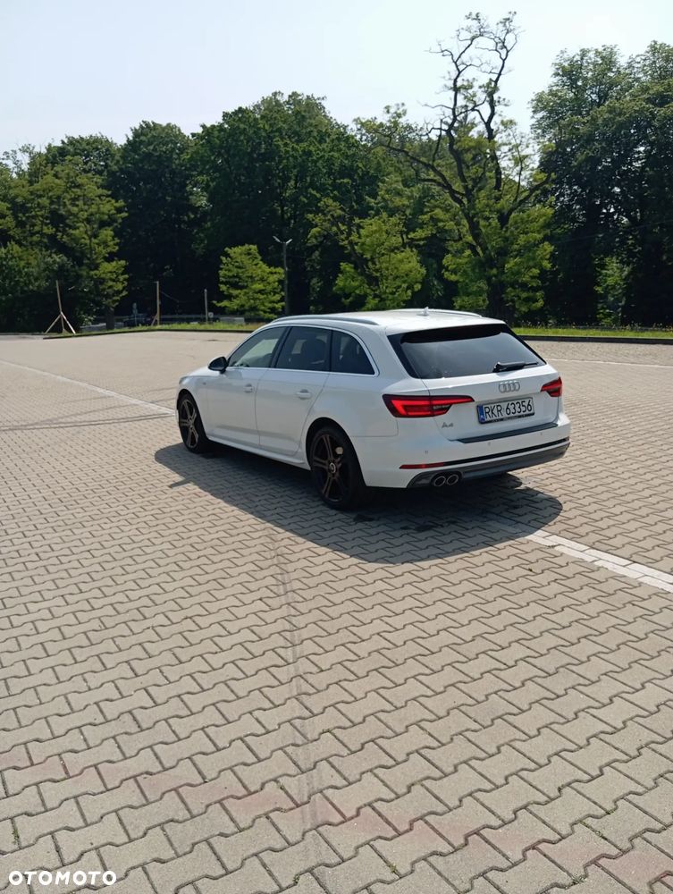 Audi A4 Avant - 4