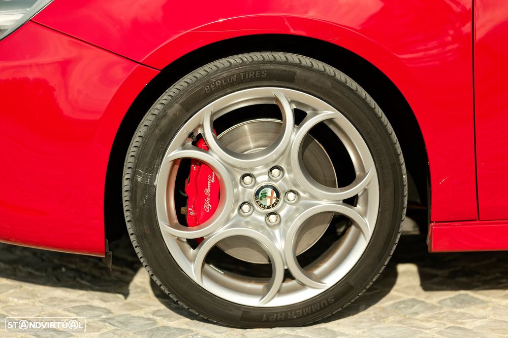 Alfa Romeo Giulietta 1.8 TBi 16V Quadrifoglio Verde - 14