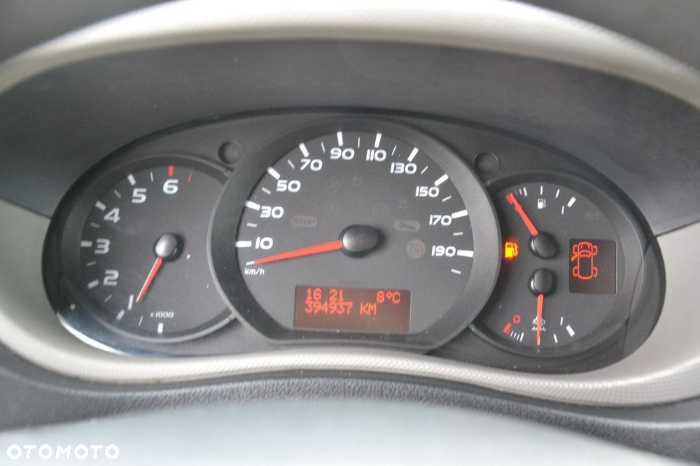 Nissan NV 400 - 14