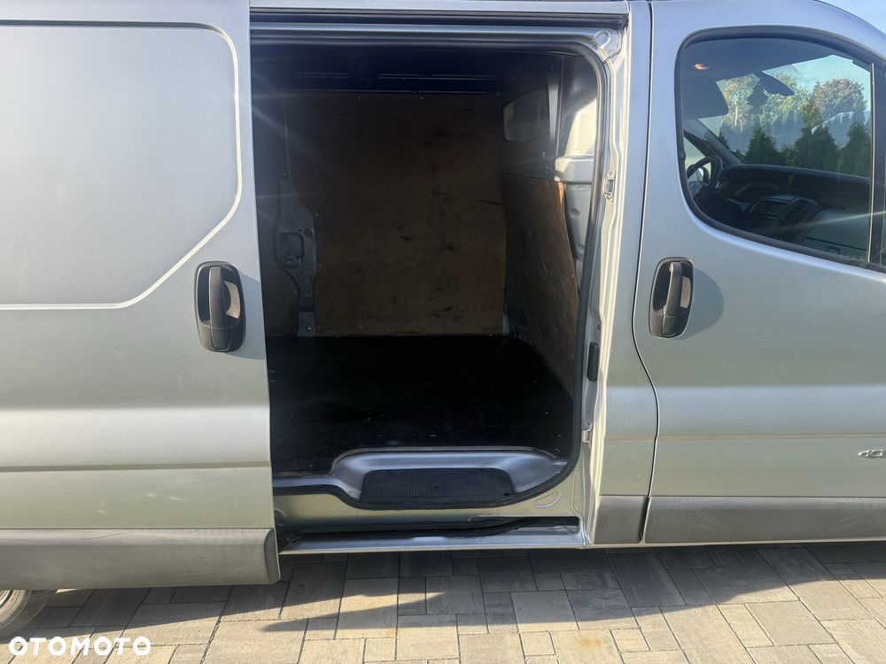 Renault Trafic - 8