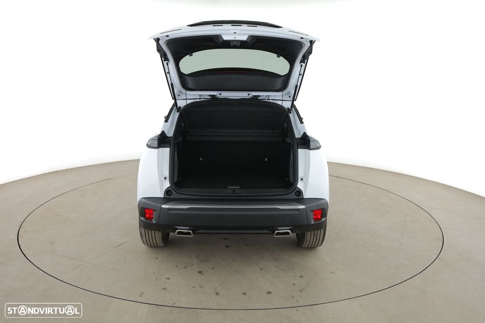 Peugeot 2008 PureTech 130 EAT8 GT - 8