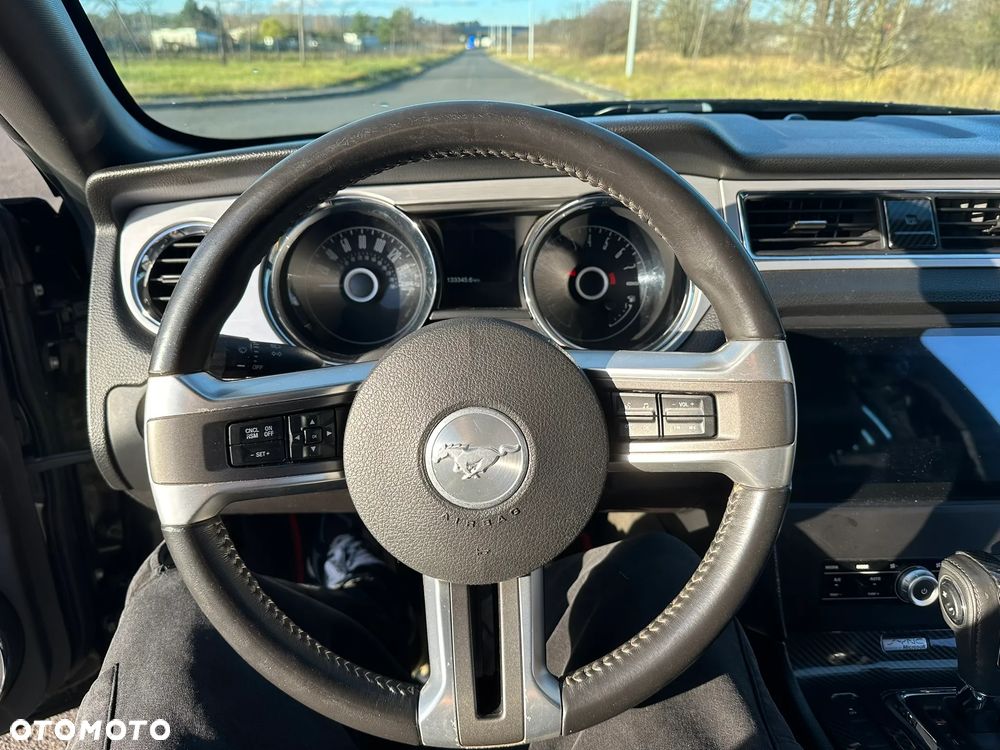 Ford Mustang 3.7 V6 Premium - 12