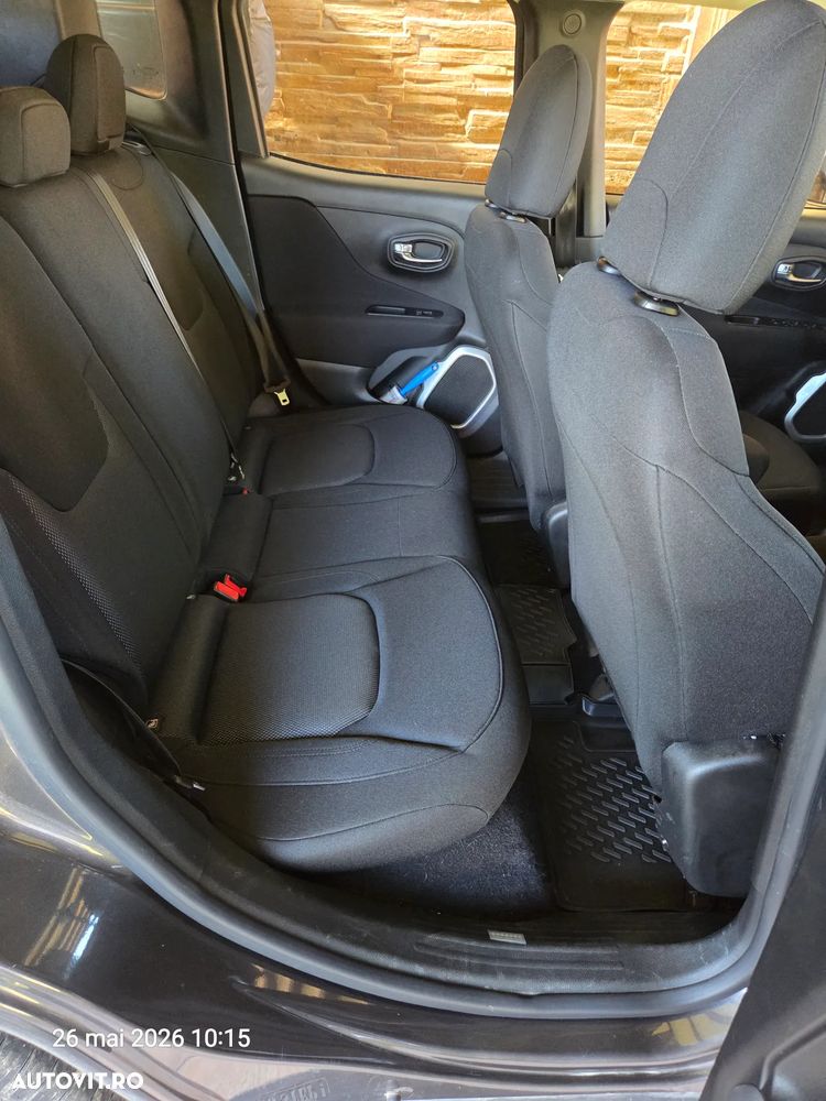 Jeep Renegade - 13