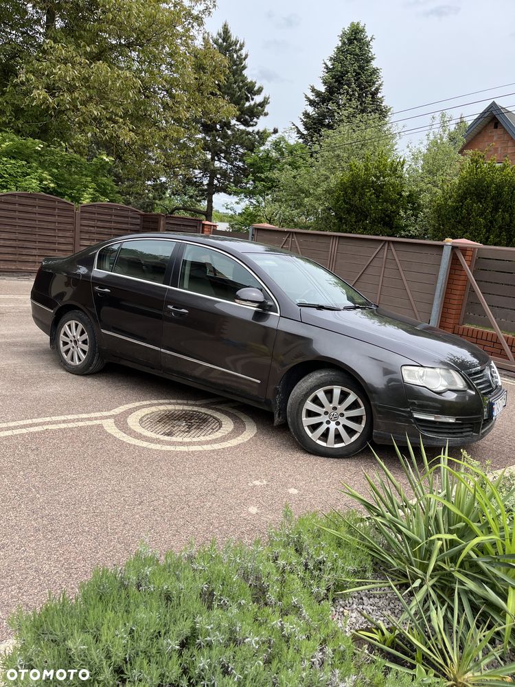 Volkswagen Passat 2005 photo 3