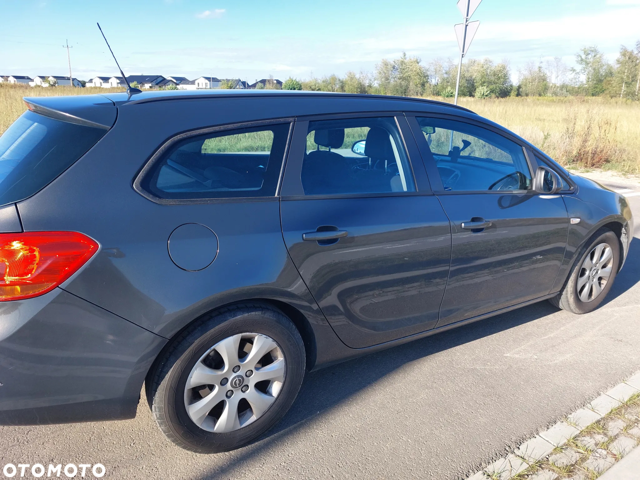 Opel Astra 1.7 CDTI DPF Sports Tourer - 11