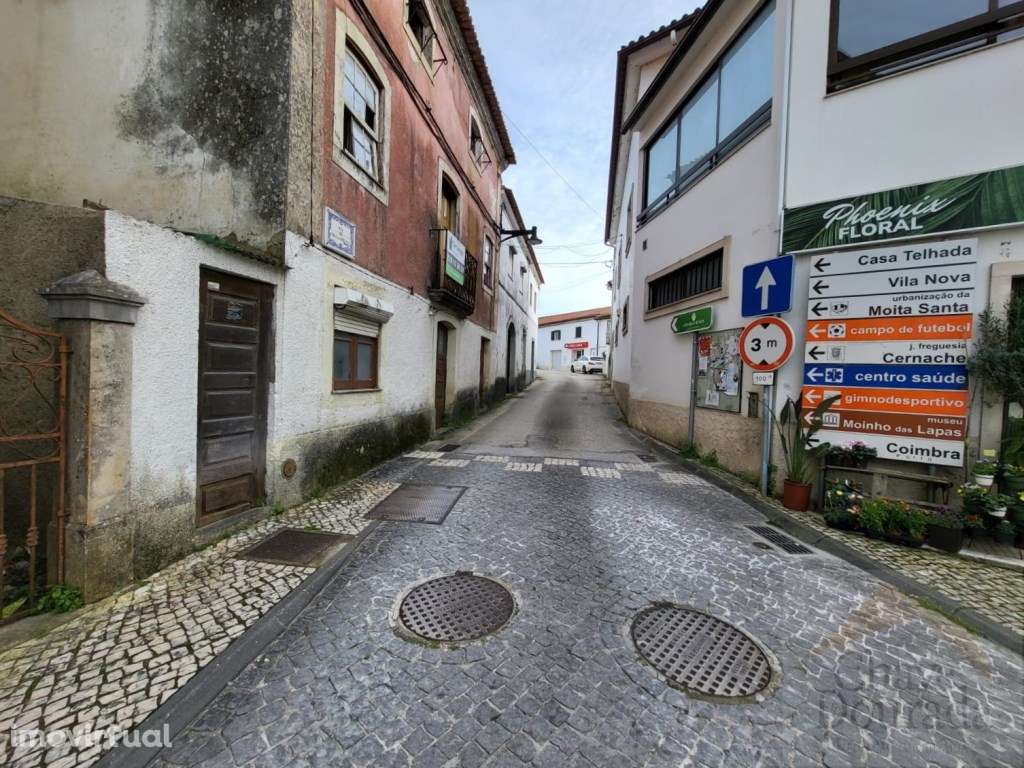 Moradia para recuperação total - centro de Cernache - Grande imagem: 4/8