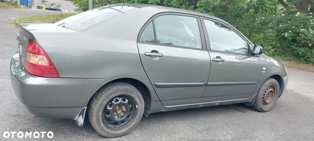 Toyota Corolla - 2