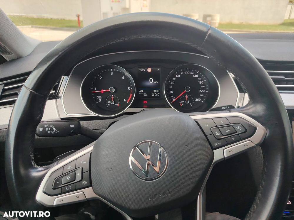 Volkswagen Passat 2.0 TDI SCR DSG Business - 4