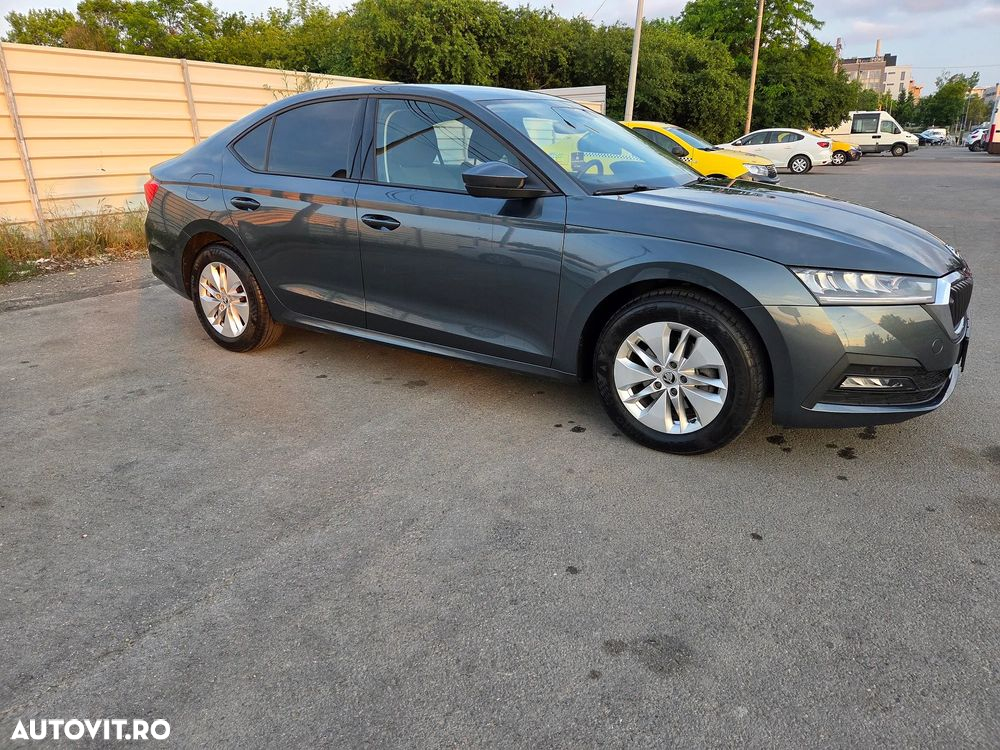 Skoda Octavia 2.0 TDI DSG Ambition - 5