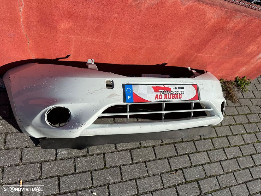 Parachoque nissan note - 2