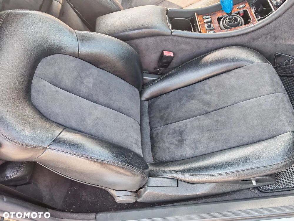 Mercedes-Benz CLK - 18