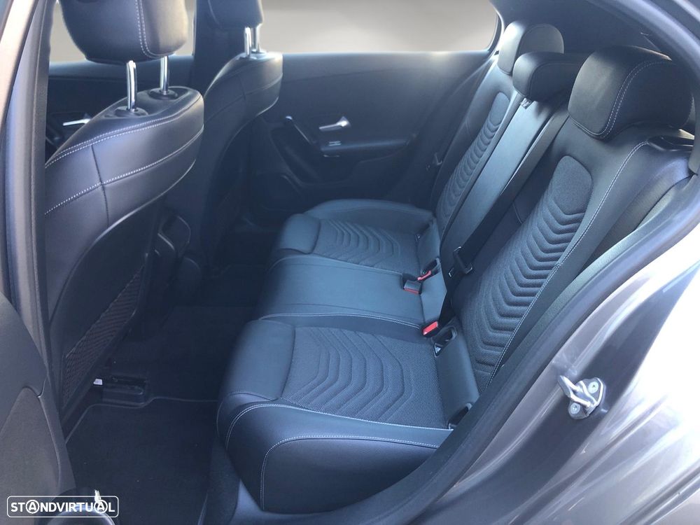 Mercedes-Benz A 200 Progressive - 11