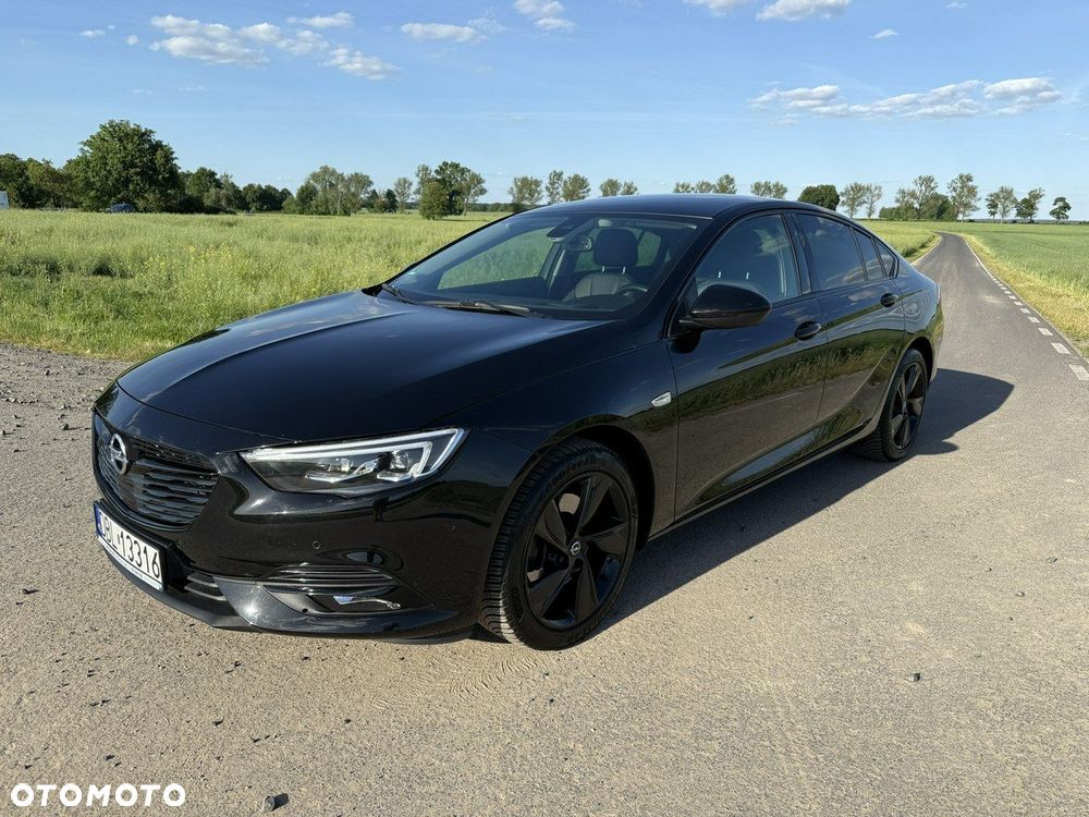 Opel Insignia 2.0 CDTI 4x4 Exclusive S&S - 2