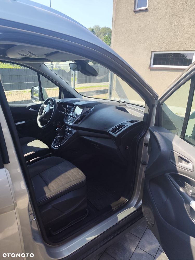 Ford Tourneo Connect 1.5 TDCi Titanium - 8
