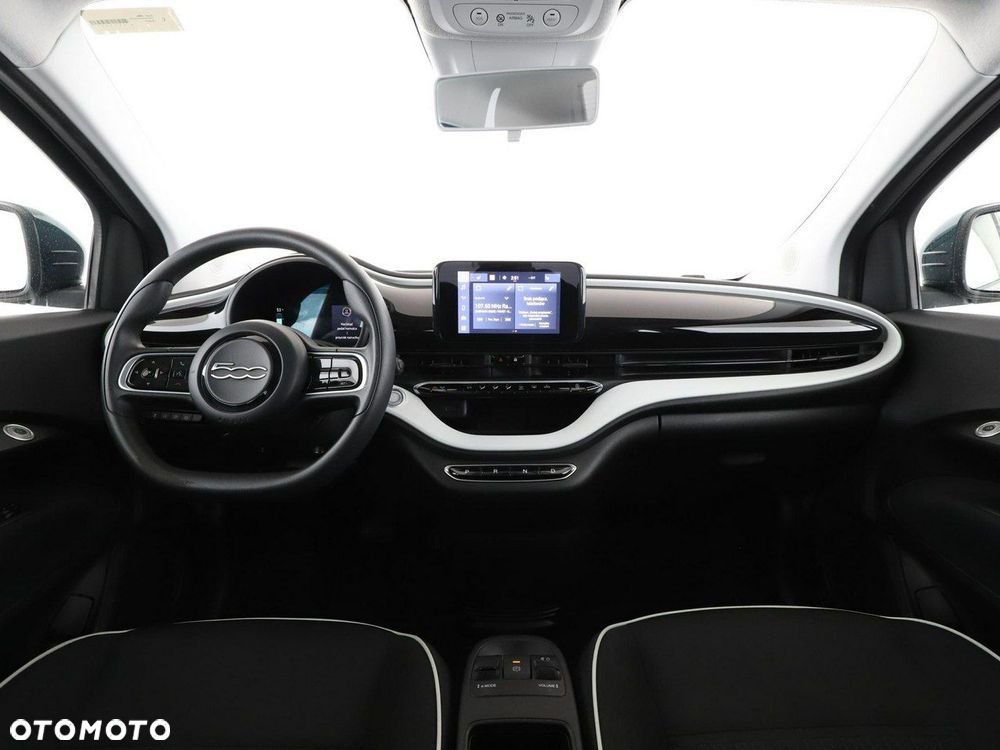 Fiat 500e Action - 17