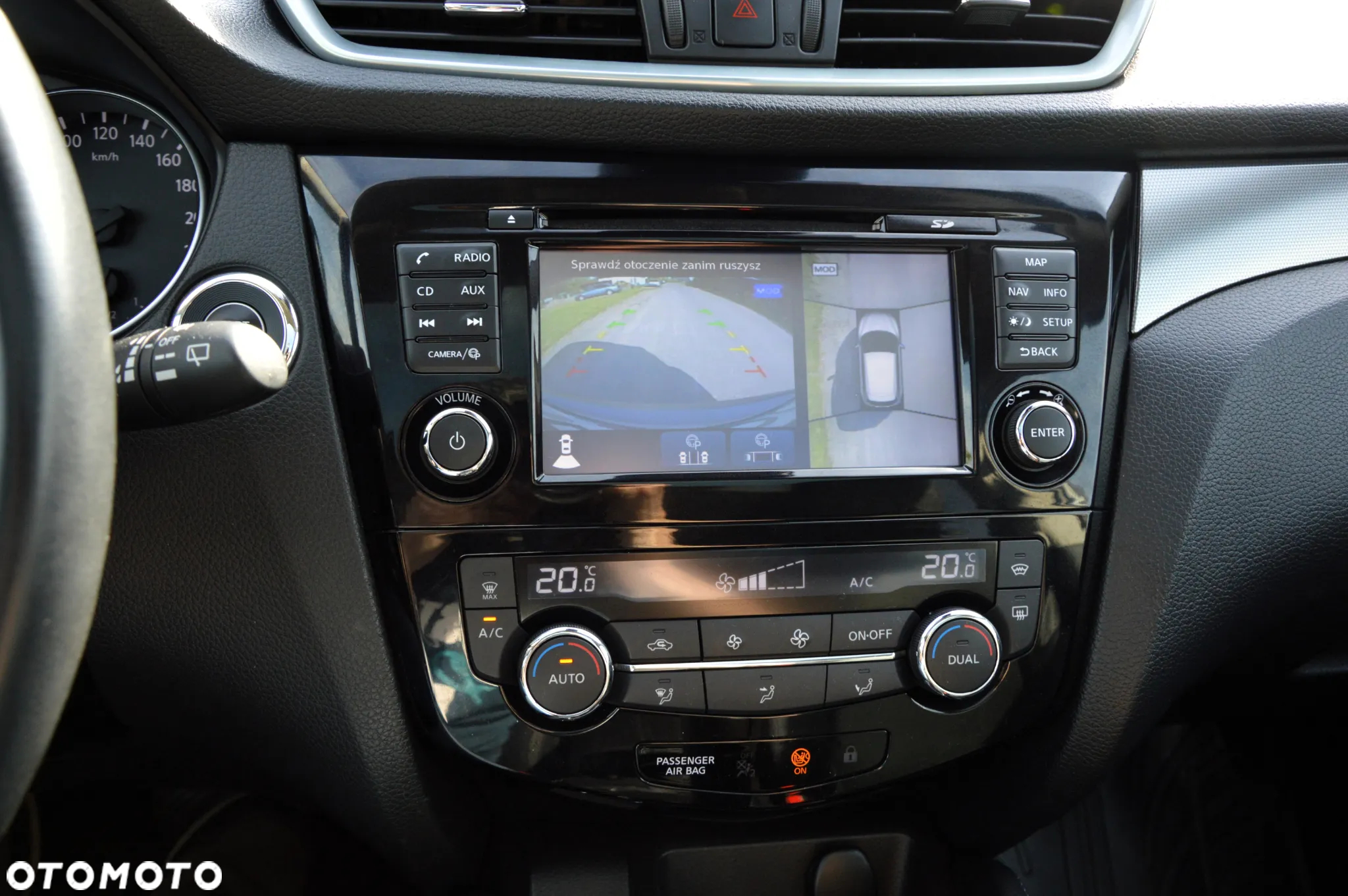 Nissan Qashqai 1.2 DIG-T N-Connecta Xtronic EU6 - 24