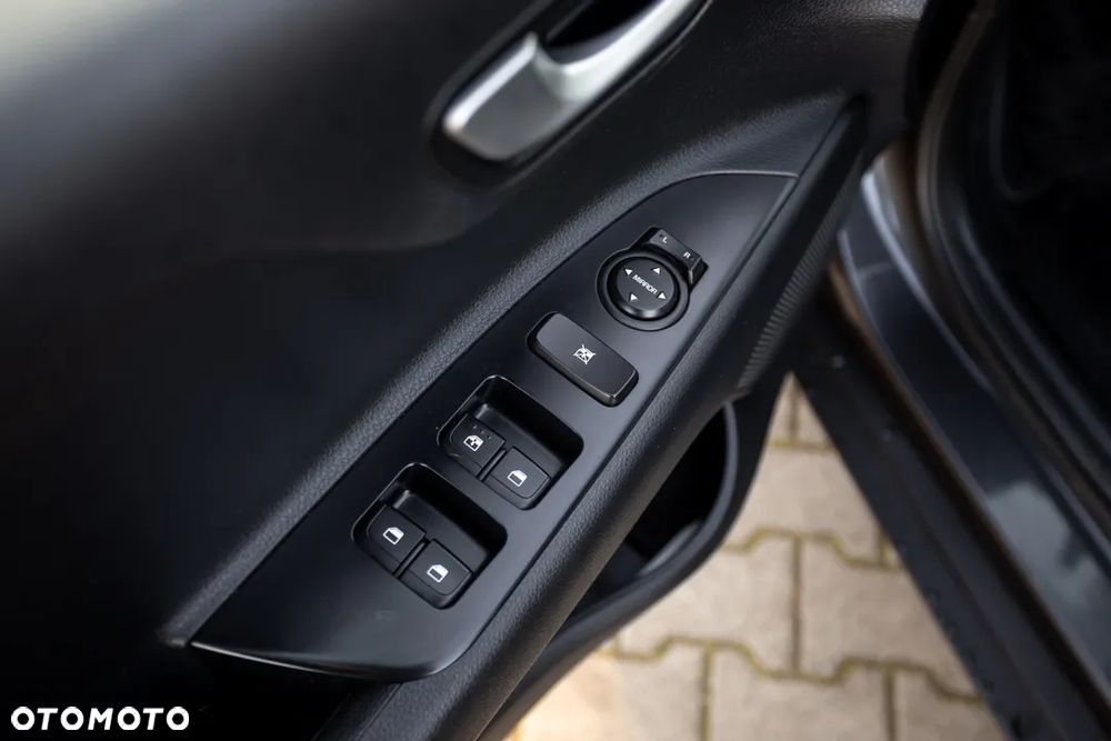 Kia Stonic 1.0 T-GDI 100 OPF Dream-Team Edition - 26