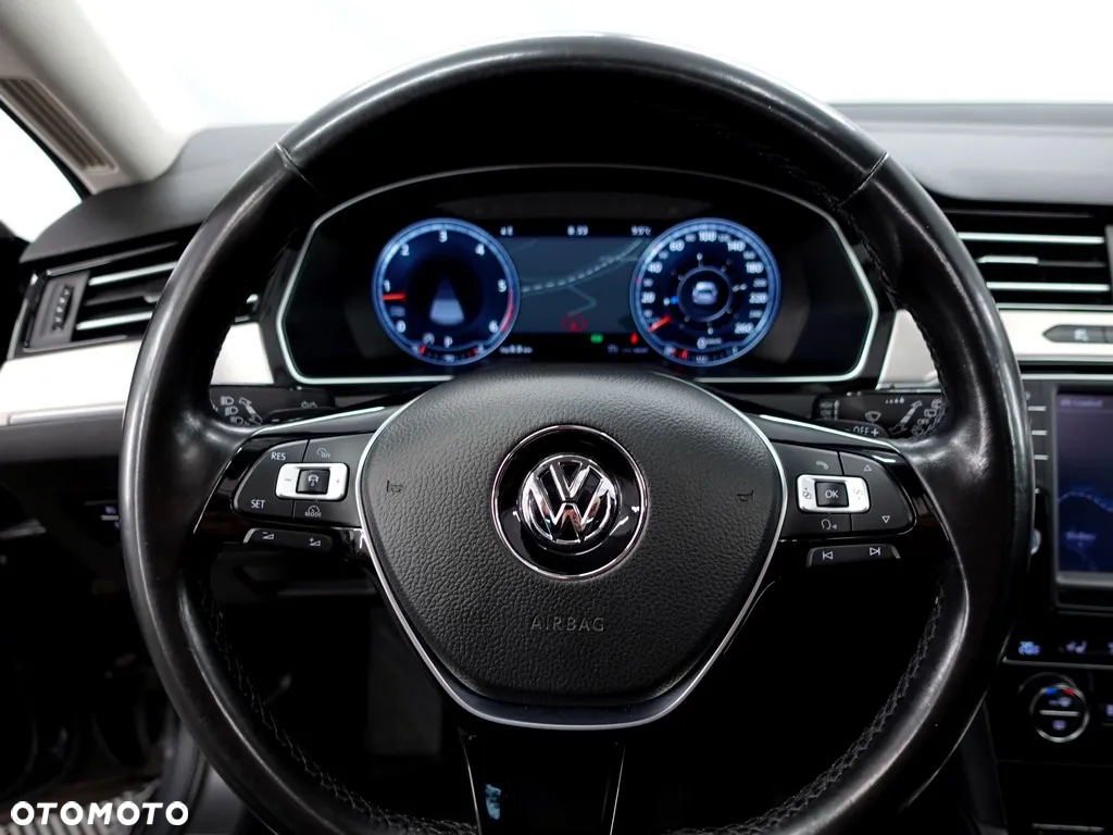 Volkswagen Passat 2.0 TDI BMT Highline DSG - 17