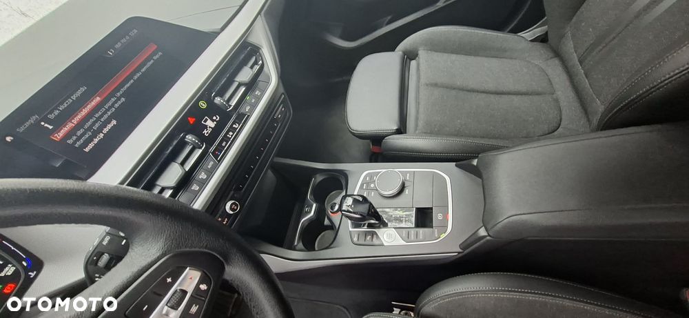 BMW Seria 1 118i - 17