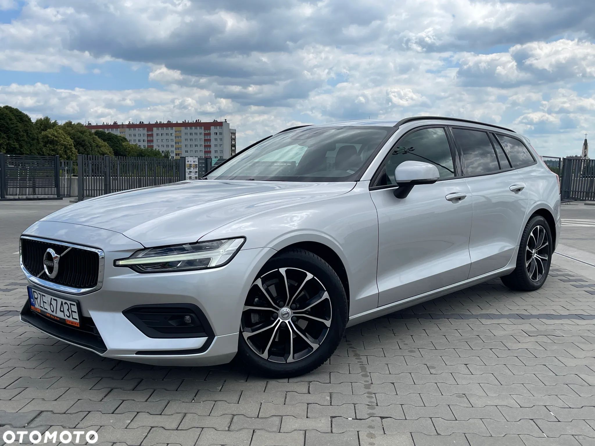 Volvo V60 D3 Geartronic Momentum - 1